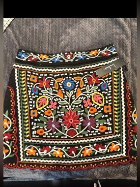 Lulu's Black Floral Embroidered Skirt
